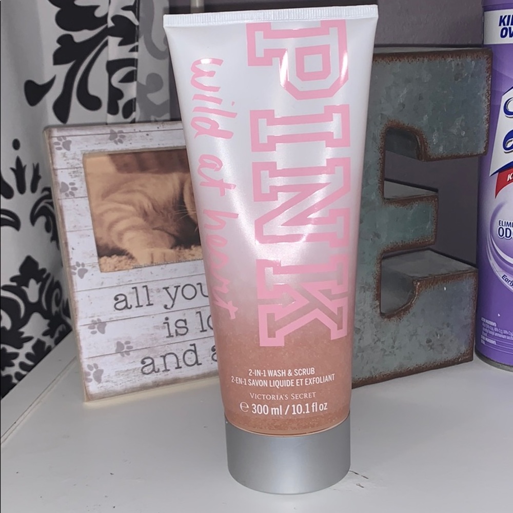 Pink 2-in-1 Wash & Scrub